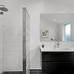 Carlie - 250m To The Fjord By Interhome