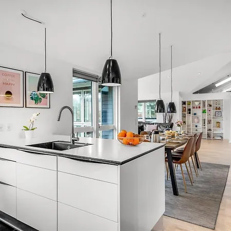 Carlie - 250m To The Fjord By Interhome *