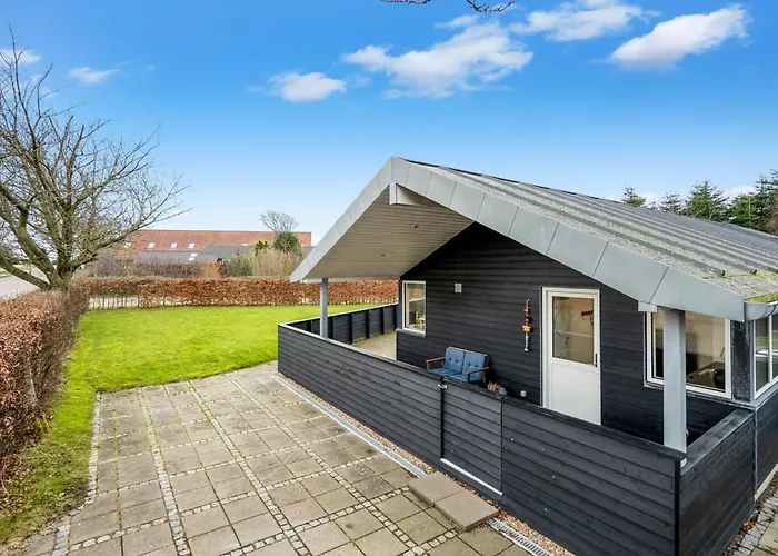 Carlie - 250m To The Fjord By Interhome *